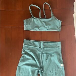 Vuori Aqua Sports Bra and Leggings Set